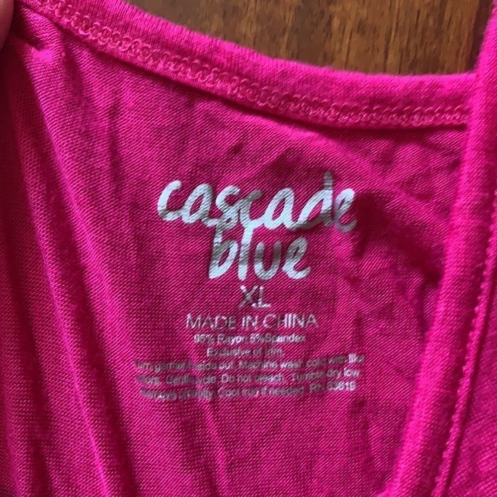 New cascade blue Pink running wild tank xl - Picture 2 of 3